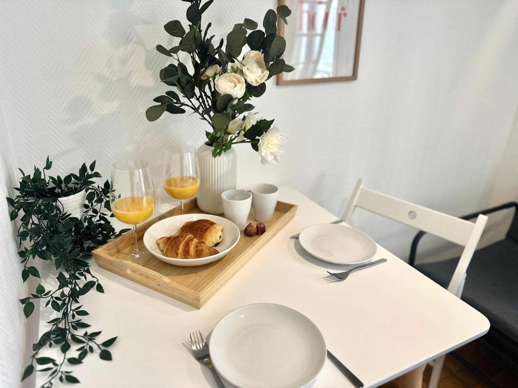 New 132 Suite Tarantino - Cosy Apartment Paris Center