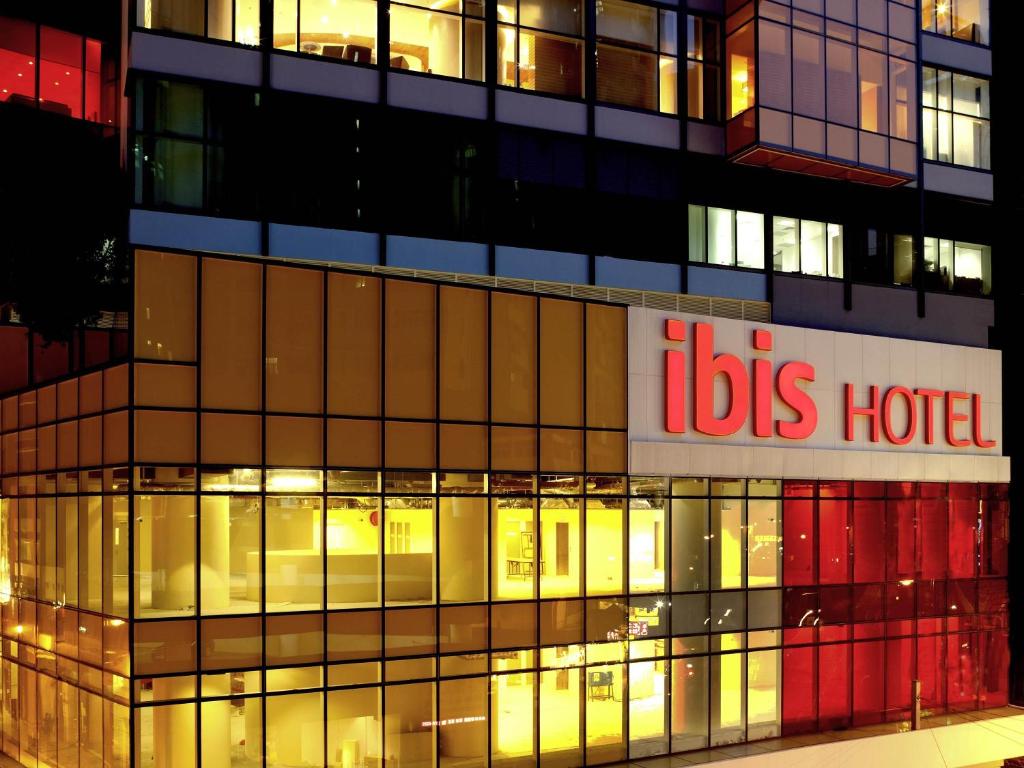 Sijil, anugerah, tanda atau dokumen lain yang dipamerkan di Ibis Hong Kong Central & Sheung Wan