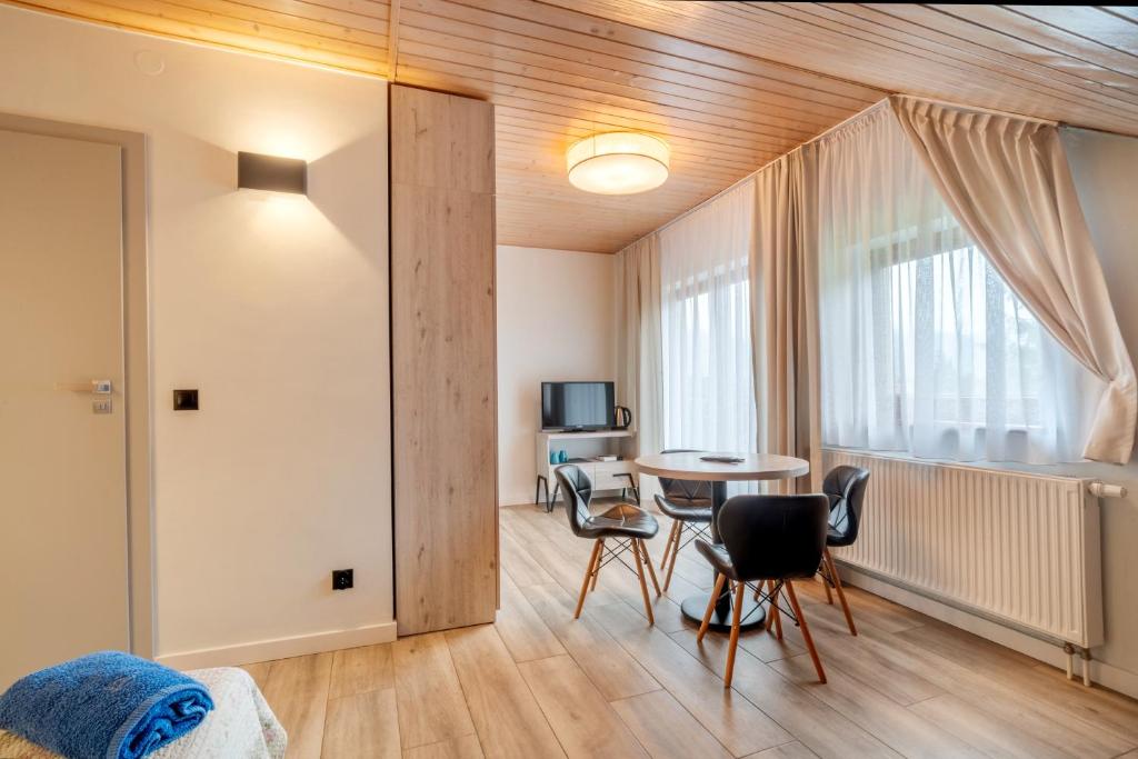 Pokoje Marta - Quadruple Room With Balcony