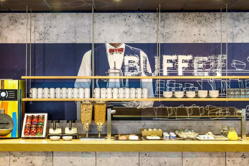 ibis budget Hamburg City - Resim 36