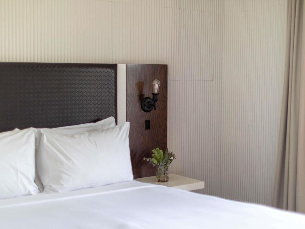 Q Station - Resim 13