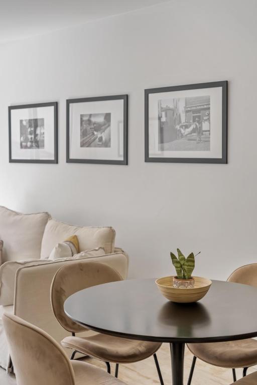 Tanoeiros Residence by An Island Apart - 10