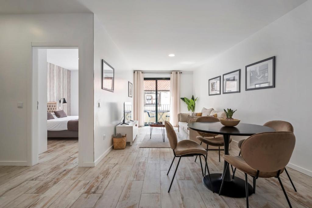 Tanoeiros Residence by An Island Apart - 14