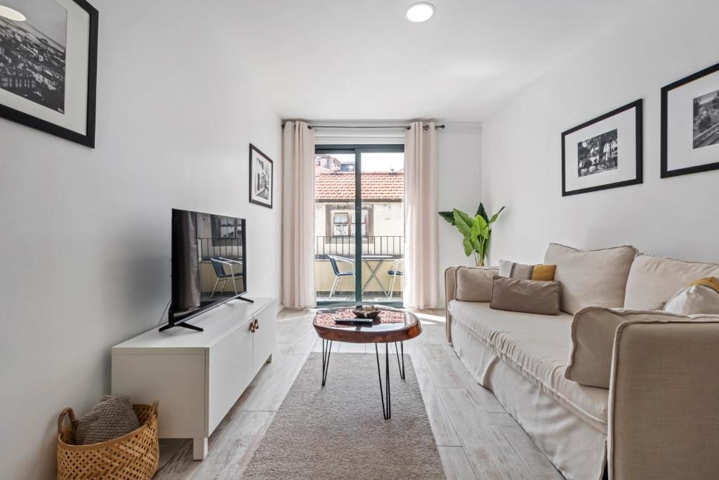 Tanoeiros Residence by An Island Apart - 1