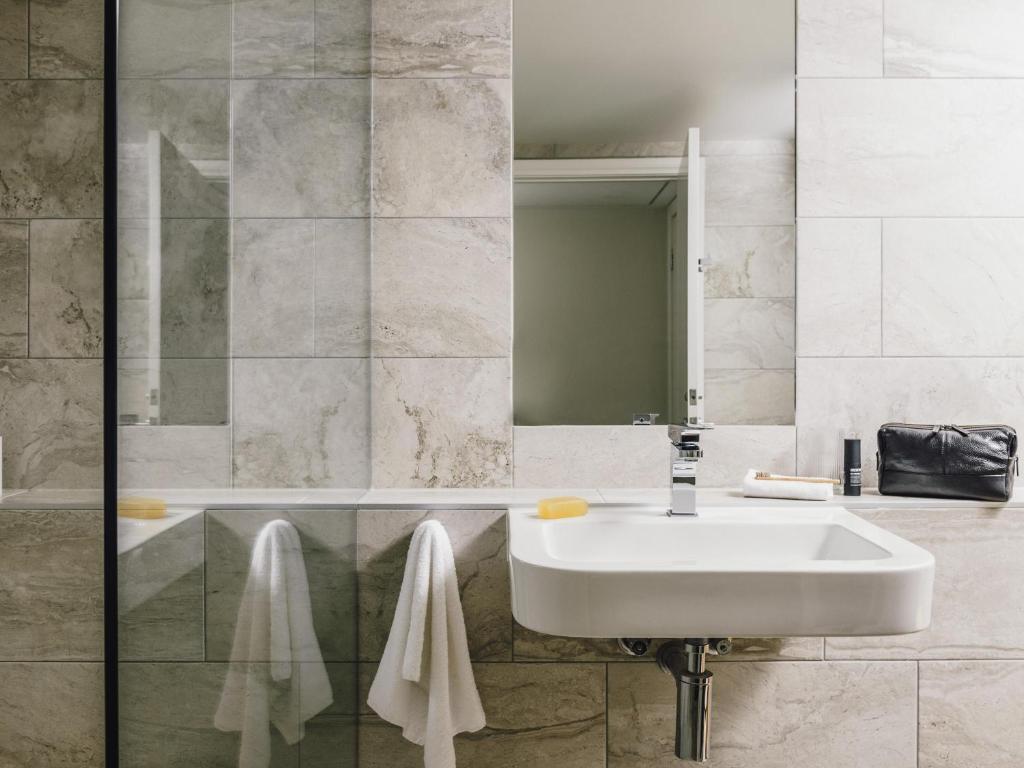 Quay West Suites Melbourne - Resim 29