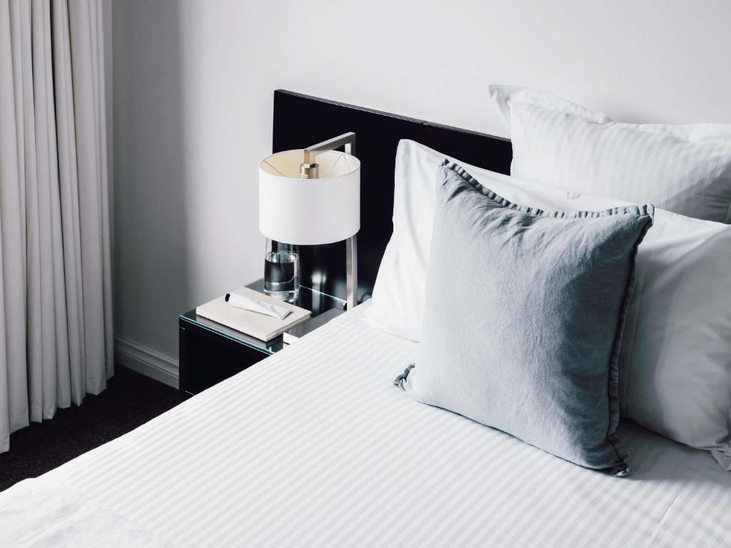 Quay West Suites Melbourne - Resim 39