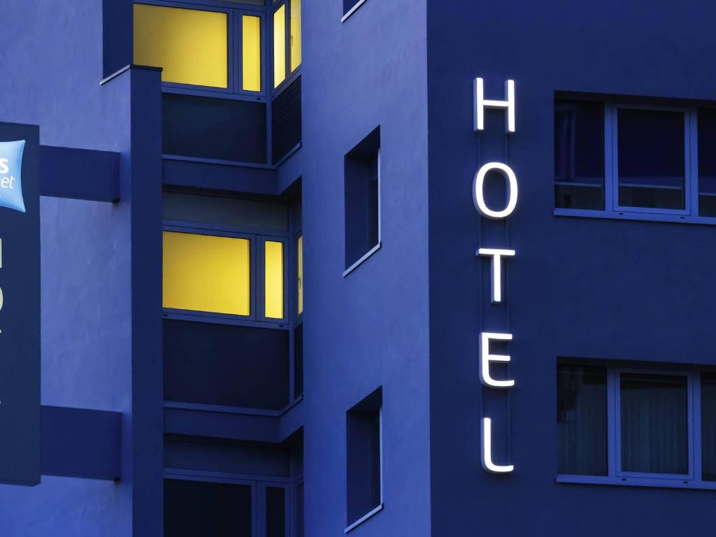 Ibis Budget Braga Centro - Resim 8