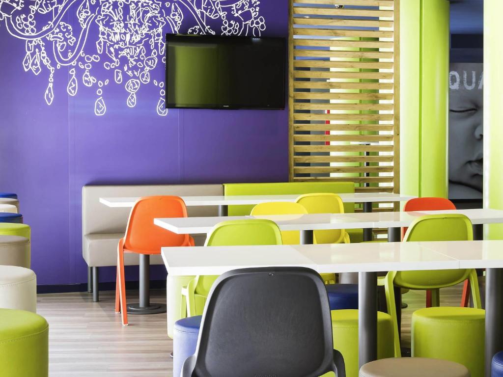 Ibis Budget Braga Centro - Resim 7