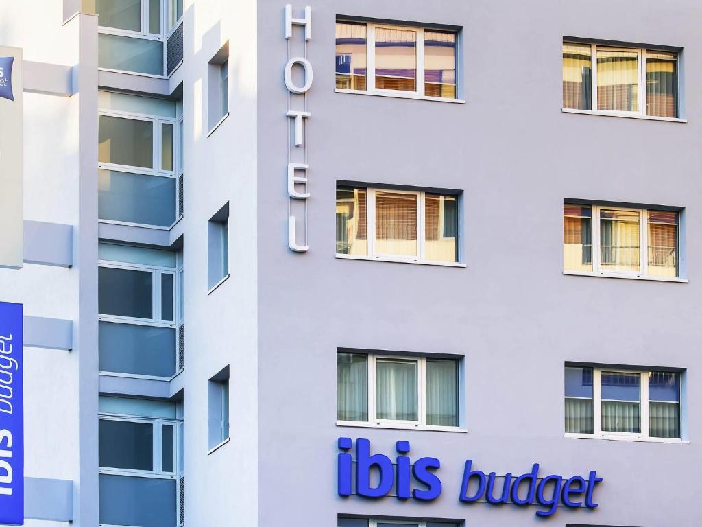 Ibis Budget Braga Centro - Resim 17