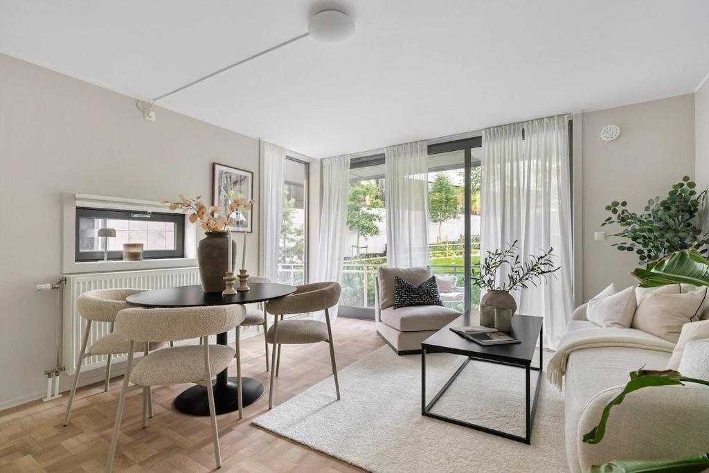 Image showcasing Apartment by Sommerro - Central Oslo - exclusive and private, Oslo ...