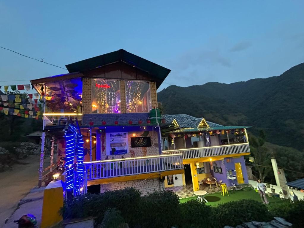 Γενική θέα στο βουνό ή θέα στο βουνό από  αυτό το ξενοδοχείο