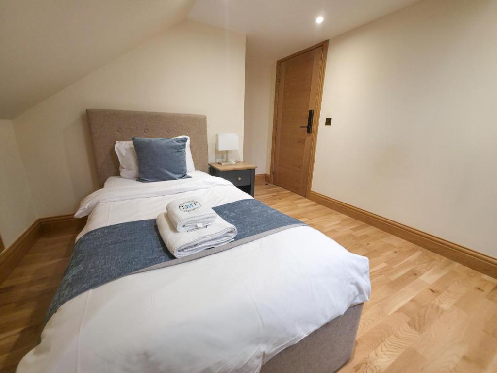 St Martins Guest House - Rooms Only - Standaard Eenpersoonskamer Met Gedeelde Badkamer