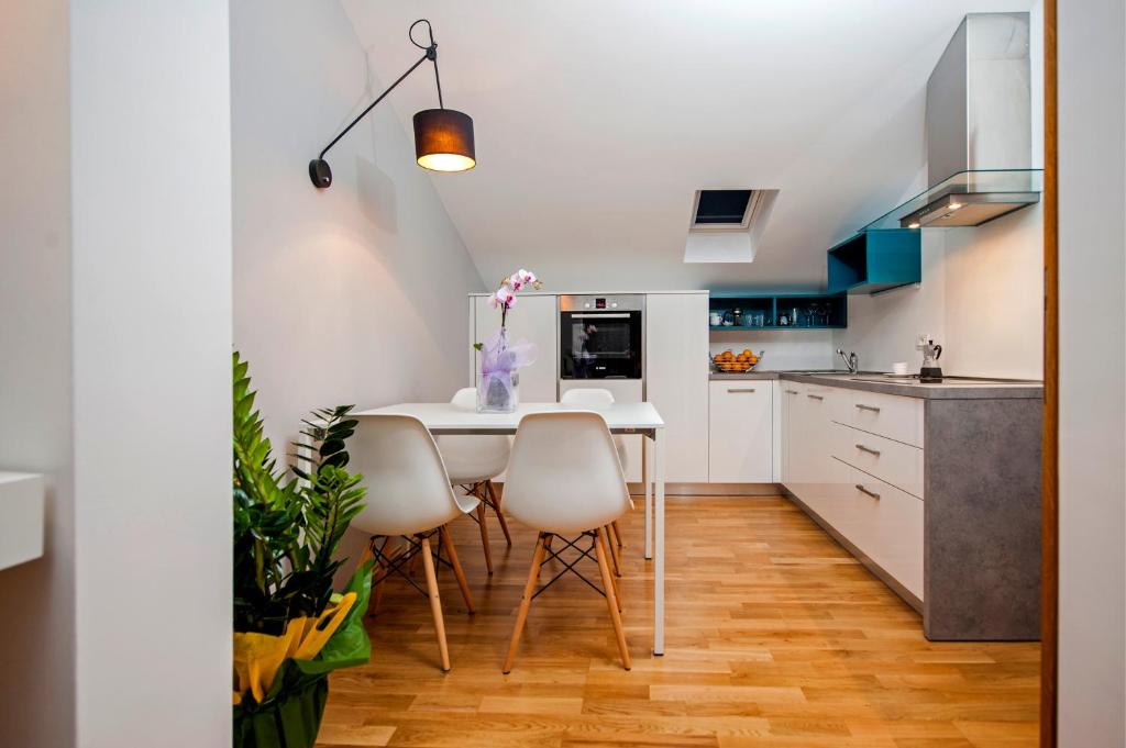Kuchyň nebo kuchyňský kout v ubytování Apartment Lili
