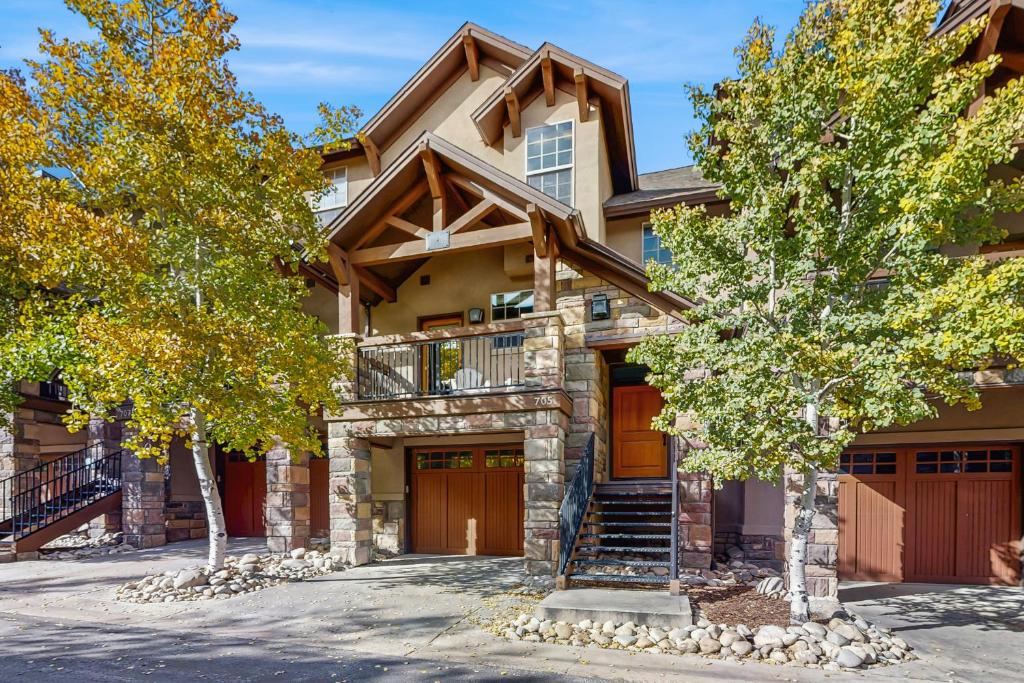 Tòa nhà nơi nhà nghỉ dưỡng tọa lạc