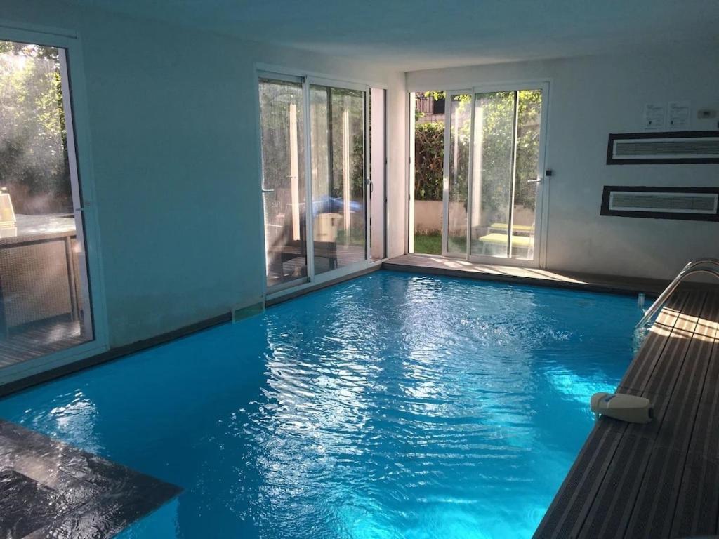 Sitemapcdatahttpsmodeinf Inetcomairbnb Piscine Interieure Chauffee