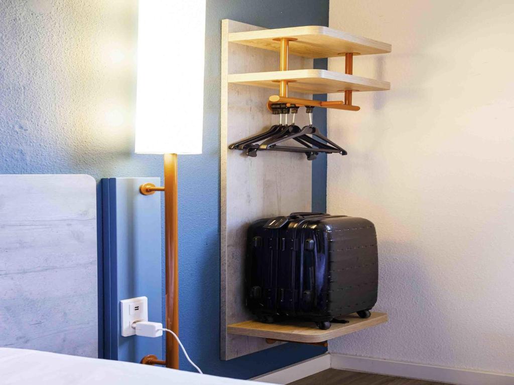 ibis budget Montpellier Sud Près d'Arènes - Resim 22