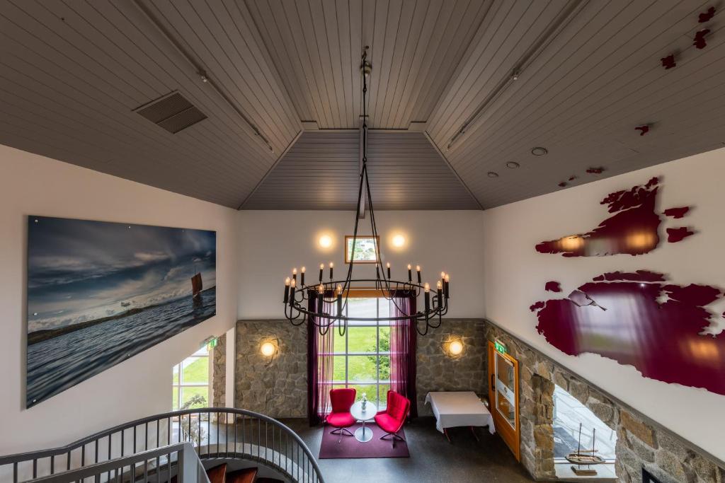 Fotografie z fotogalerie ubytování Dolmsundet Hotell Hitra v destinaci Melandsjøen