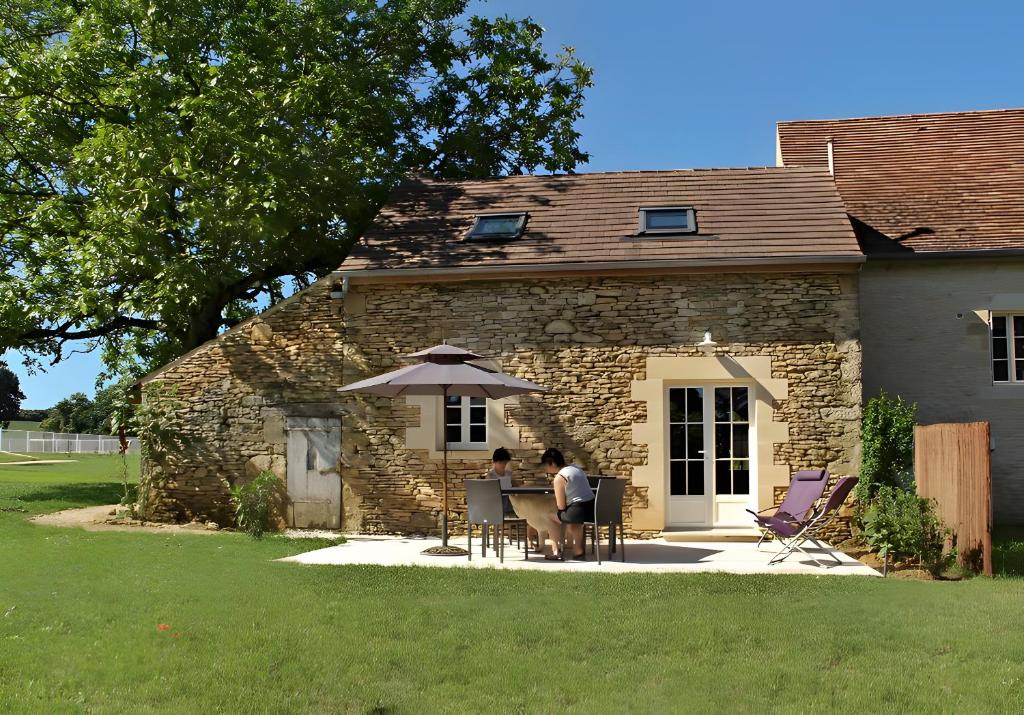 Bangunan di mana terletaknya rumah percutian