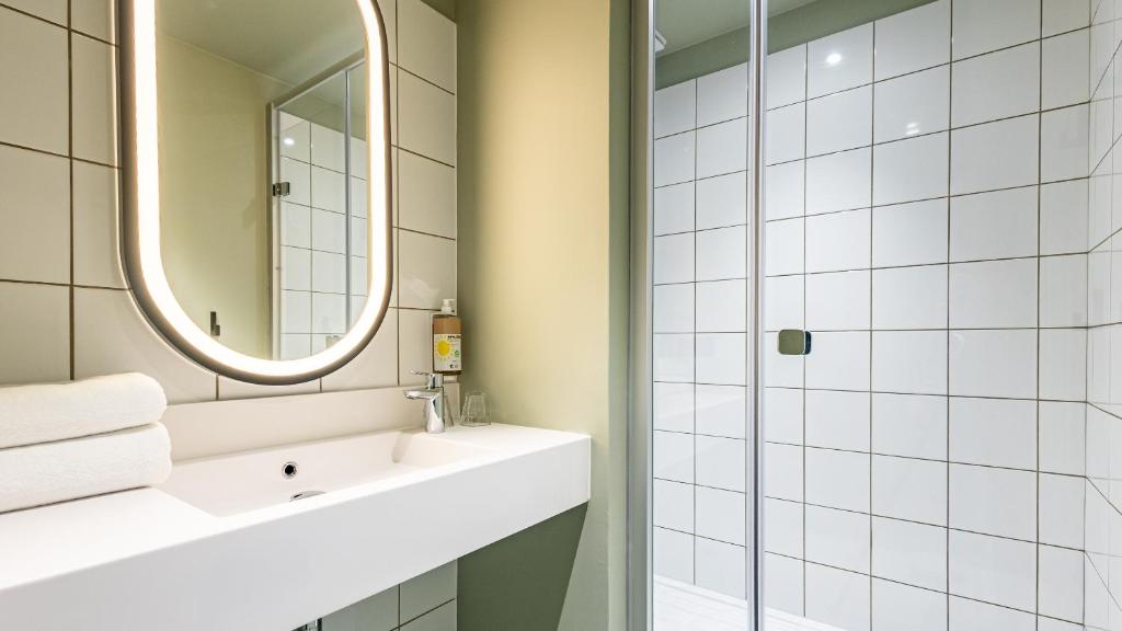 greet Hotel Reims Tinqueux - Resim 11