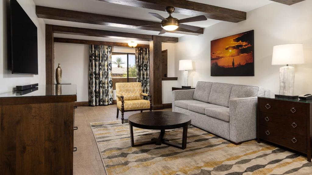 Holiday Inn Club Vacations Scottsdale Resort photo