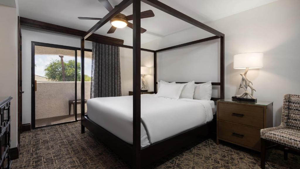 Holiday Inn Club Vacations Scottsdale Resort photo