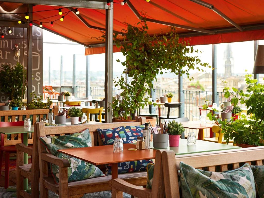 Mama Shelter Bordeaux Centre - Resim 3