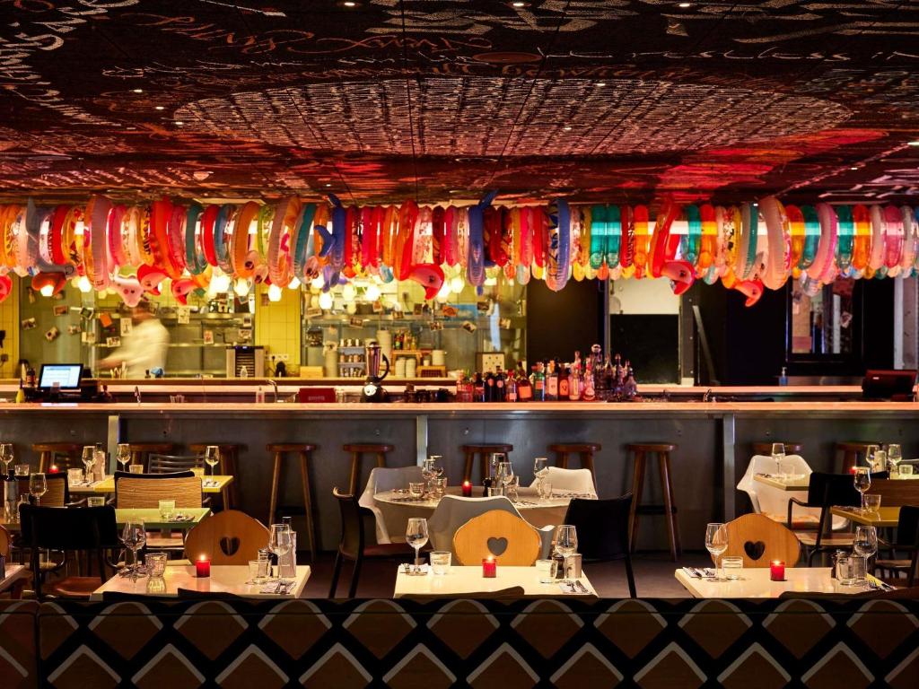 Mama Shelter Bordeaux Centre - Resim 4