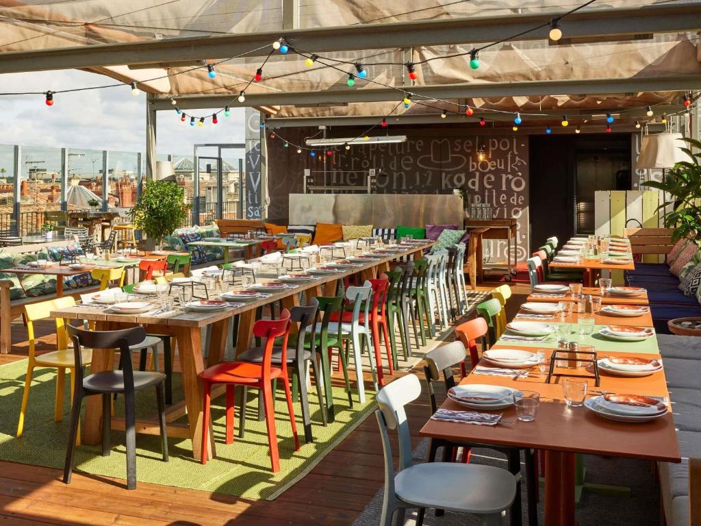 Mama Shelter Bordeaux Centre - Resim 5