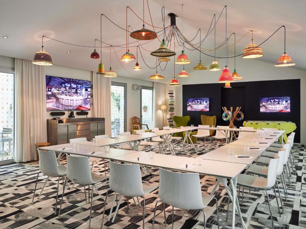 Mama Shelter Bordeaux Centre - Resim 7