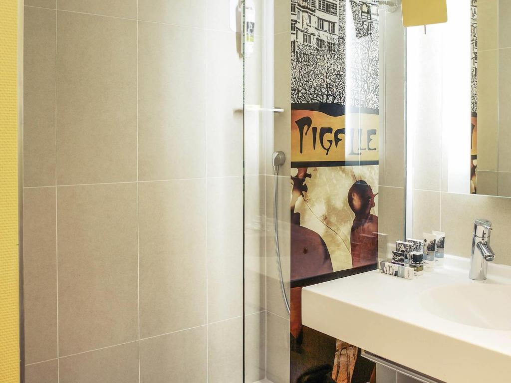 Mercure Paris Pigalle Sacre Coeur - Resim 23