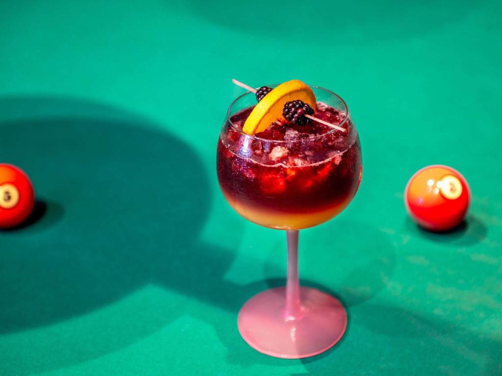 Ibis Styles Dragon Mart Dubai - Resim 42