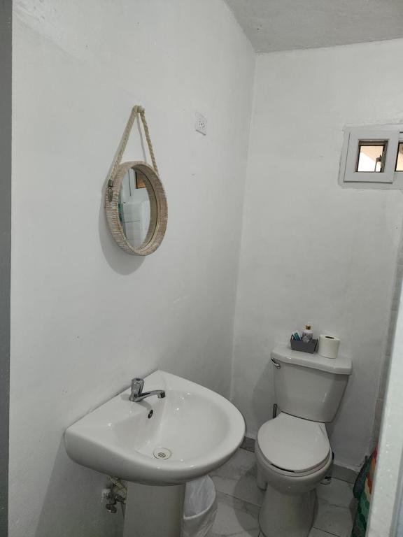 Koupelna v ubytování First Floor Apartment