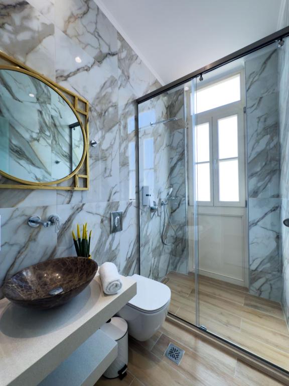 Deluxe Center Suites - Resim 45