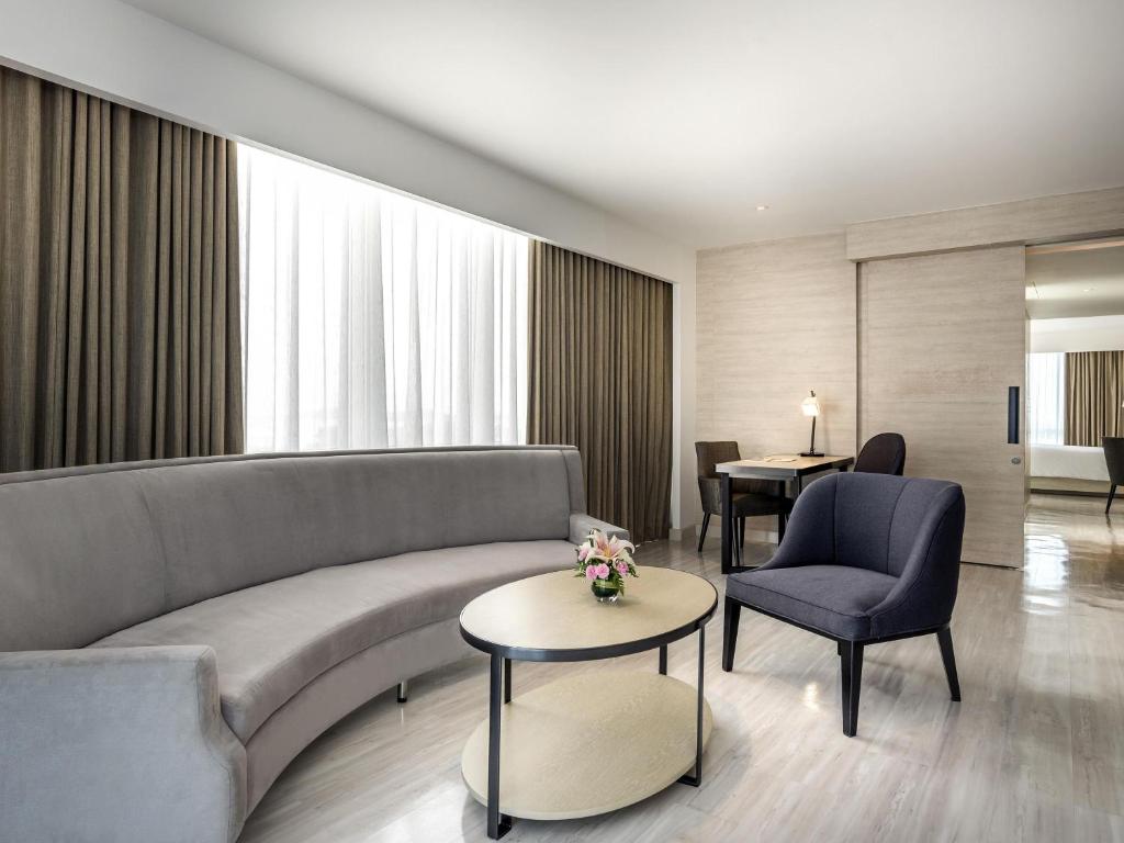 Novotel Phuket City Phokeethra - Resim 31