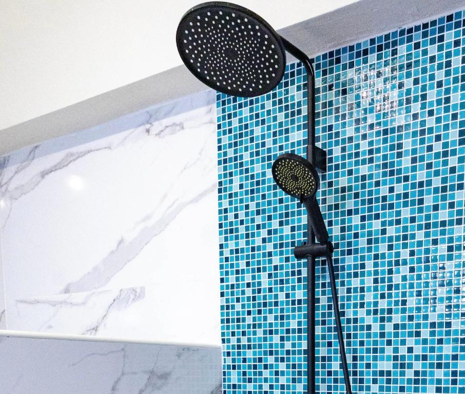 Chiang Ron - Resim 25