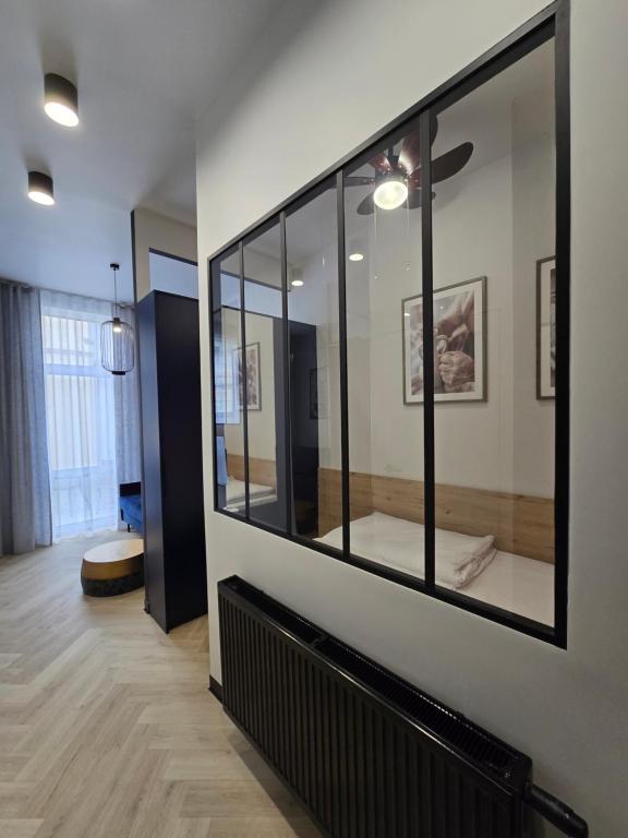 Ένα μπάνιο στο BoleslaviaApartments - Apartament Simon 1, Center, air conditioning