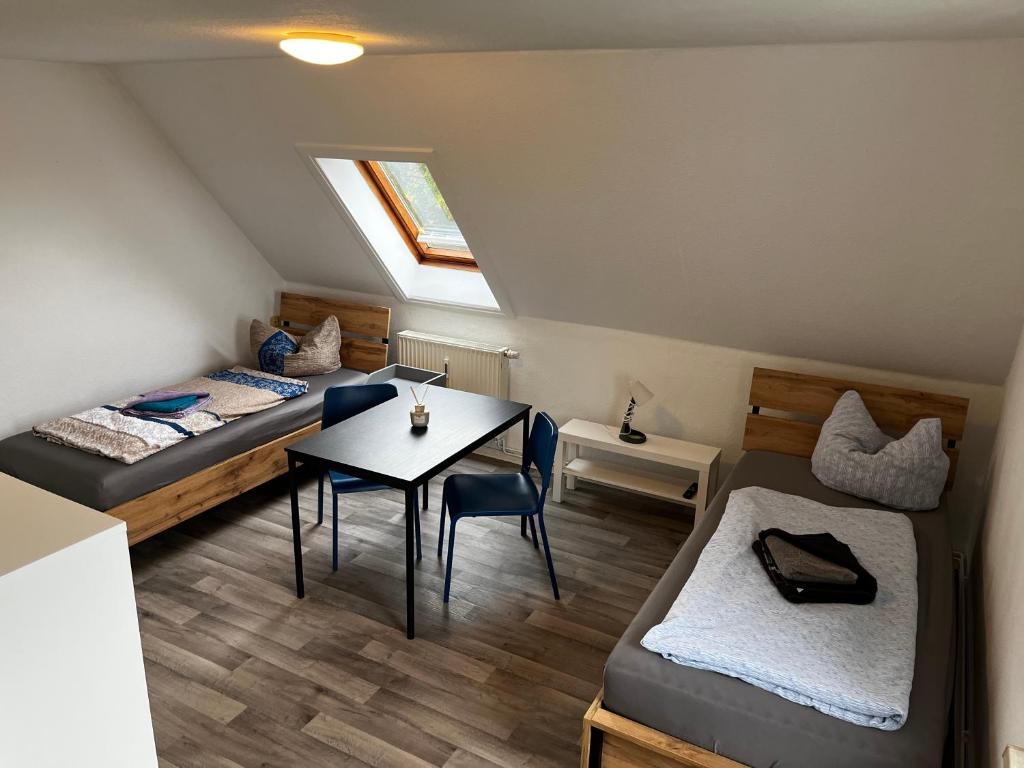 Katil atau katil-katil dalam bilik di Gästehaus Engersen - Monteurswohnung