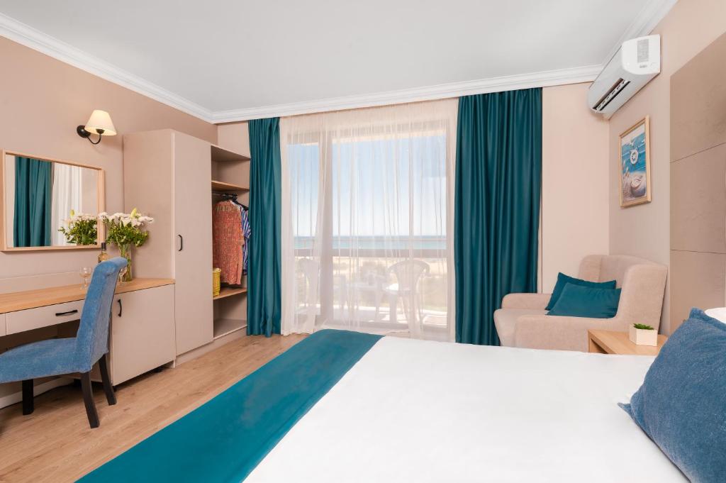 Beachfront · Private Beach SPERANTA Hotel - Free Beach & Free Parking - Quarto Deluxe Duplo Ou Twin Com Vista Para O Mar