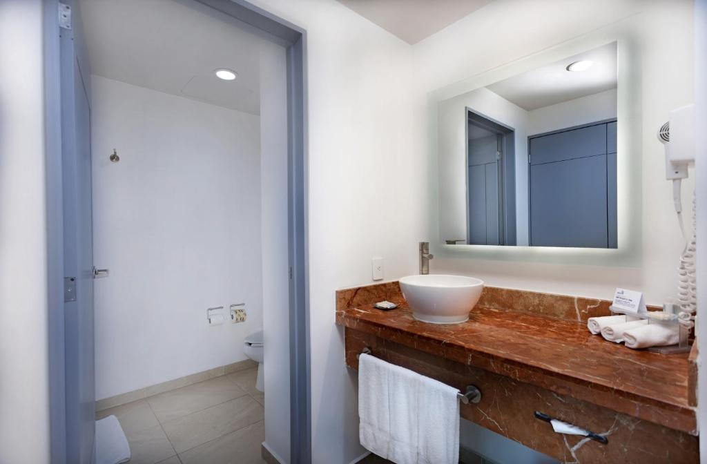 Holiday Inn Express Villahermosa by IHG - Suite Lit King-Size