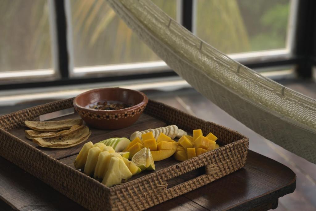 Jídlo v hotelu nebo okolí