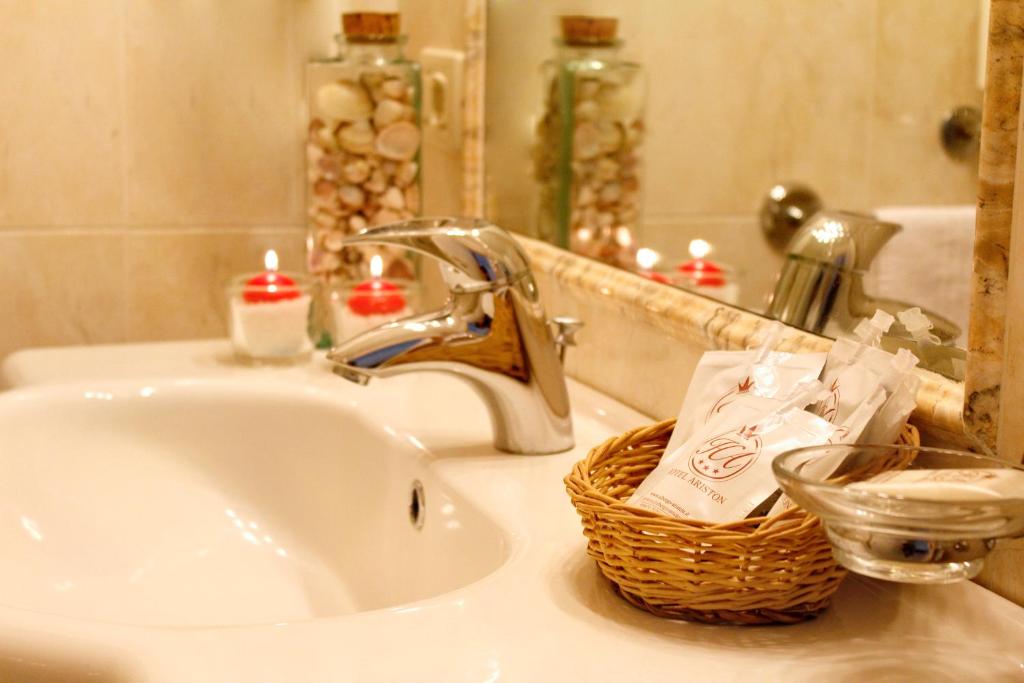 Hotel Ariston - Habitación Individual Clásica
