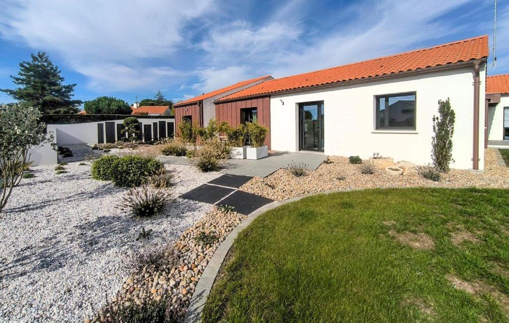 Sitemapcdatahttpsshopinf Inetcomchambre D Hote Talmont Saint Hilaire