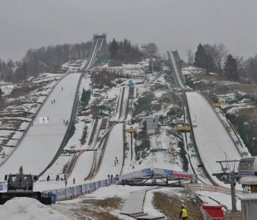 Το Apartamente B&K τον χειμώνα
