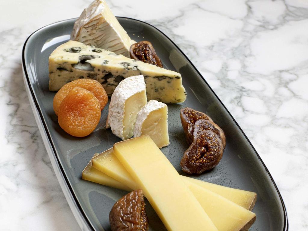 TRIBE Paris Batignolles - Resim 38