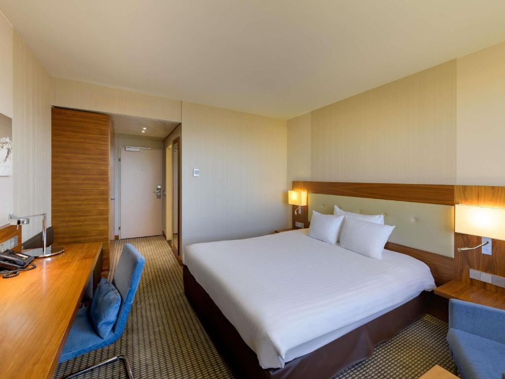 Mövenpick Hotel Geneva - Resim 29