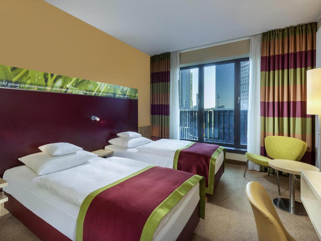Mövenpick Hotel Frankfurt City Messe - Resim 8