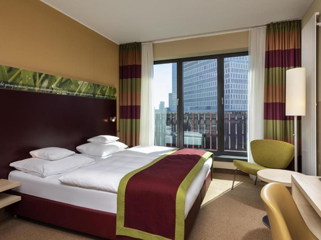Mövenpick Hotel Frankfurt City Messe - Resim 11