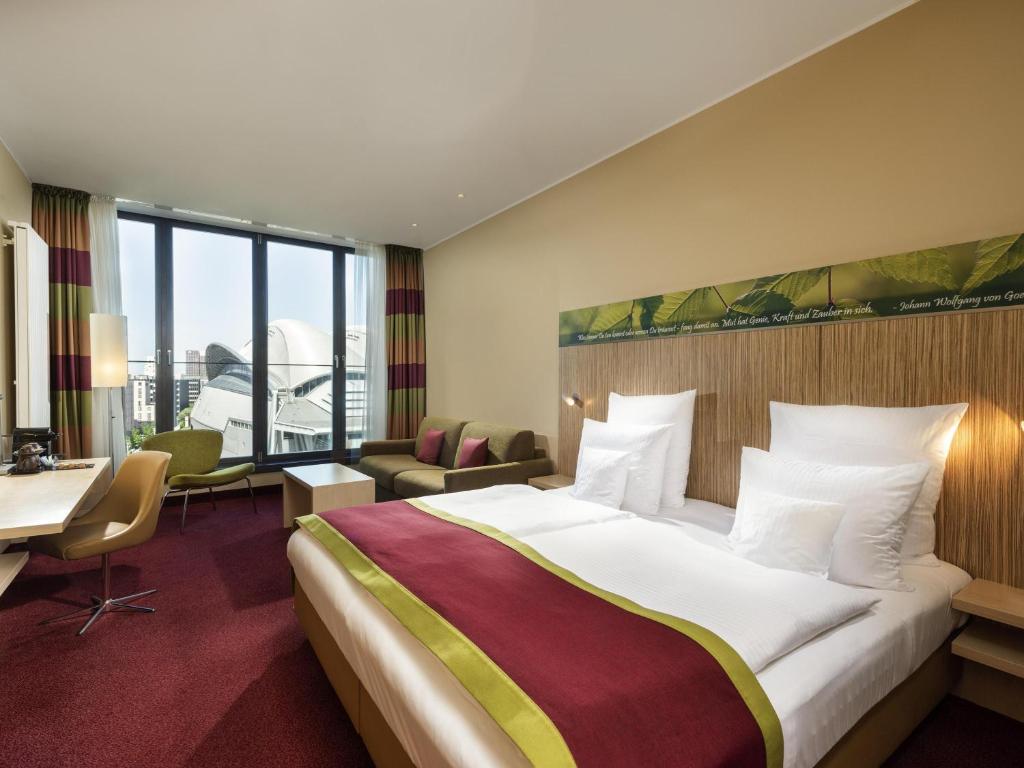 Mövenpick Hotel Frankfurt City Messe - Resim 18