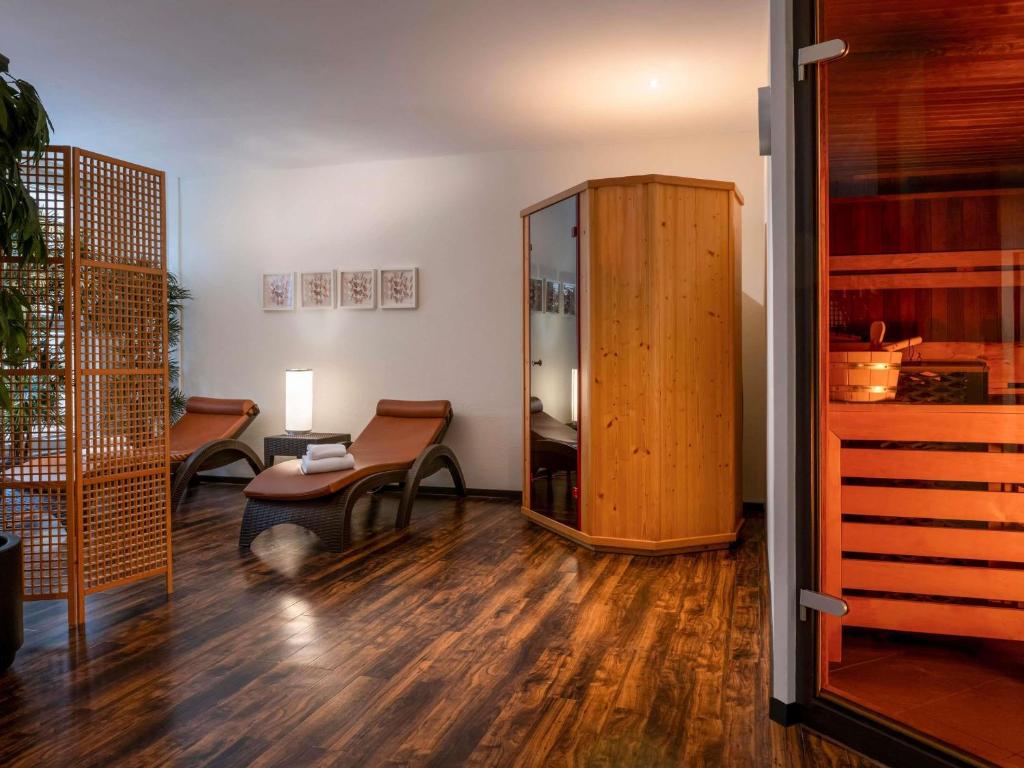 Mövenpick Hotel Nürnberg Airport - Resim 8