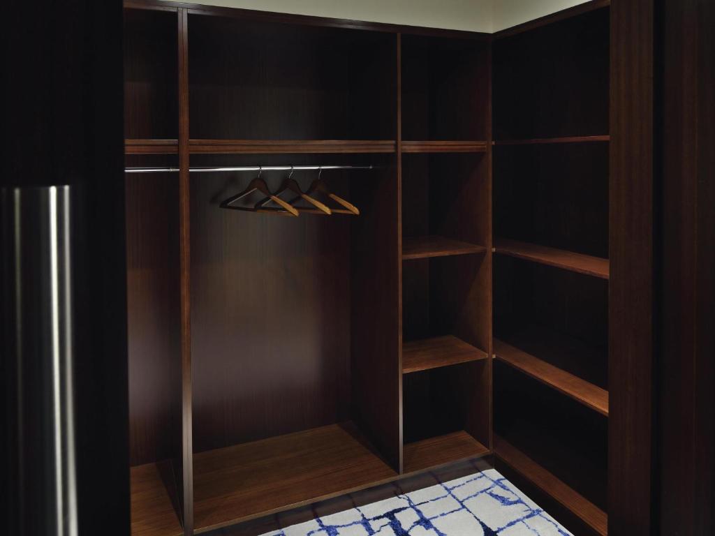 Mövenpick Hotel & Apartments Bur Dubai - Resim 22